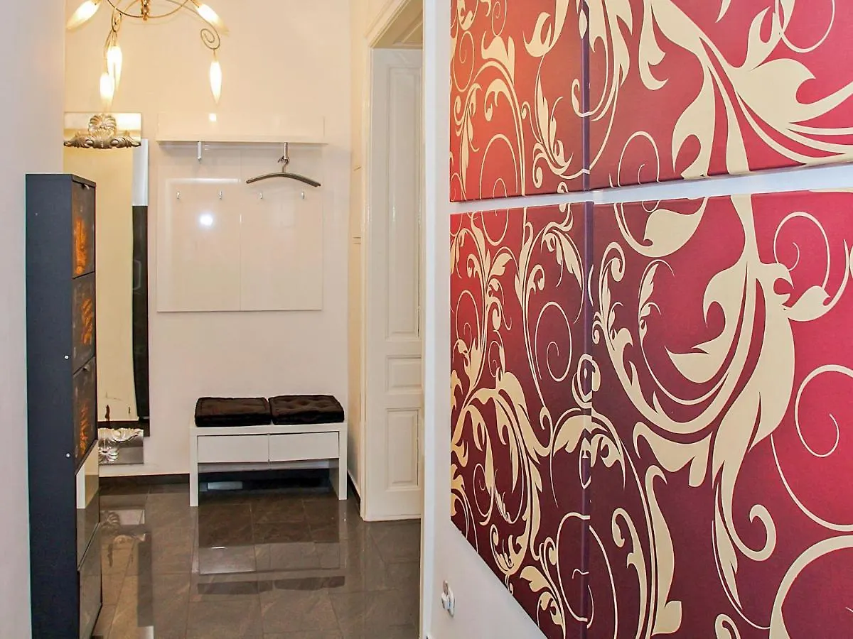 Apartment Romantic Living By Interhome Vienna