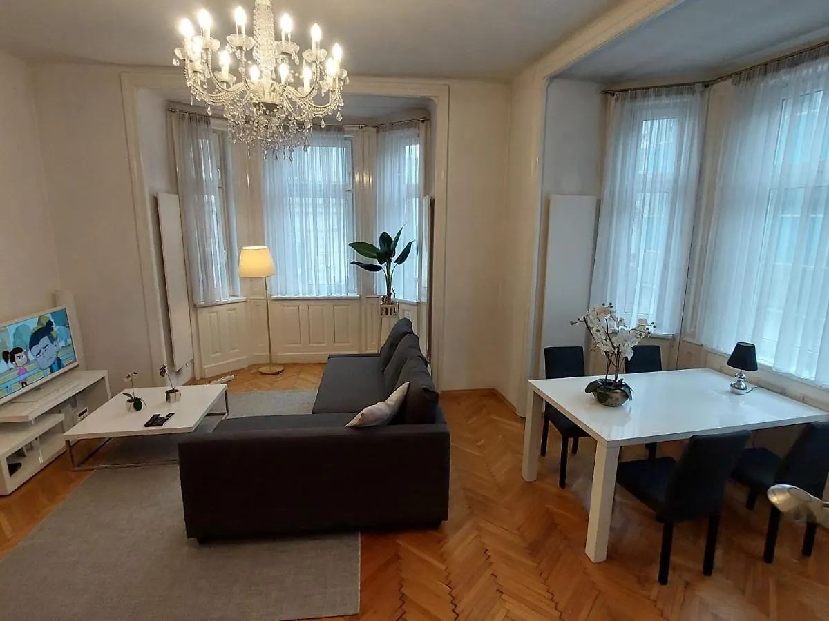 Apartment Romantic Living By Interhome Vienna 0*,